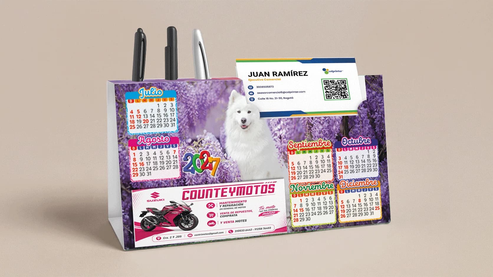 Calendario de escritorio triangular personalizado, disponible en motivos de animales, carros, paisajes y familia.