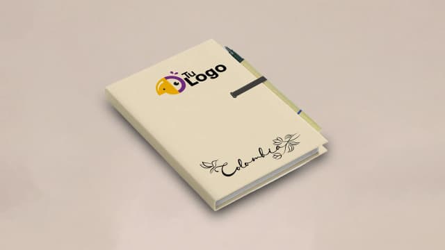 Libretas ecológicas personalizadas en tamaños pequeño y grande, con tapa dura, hojas rayadas y espacio para logo.